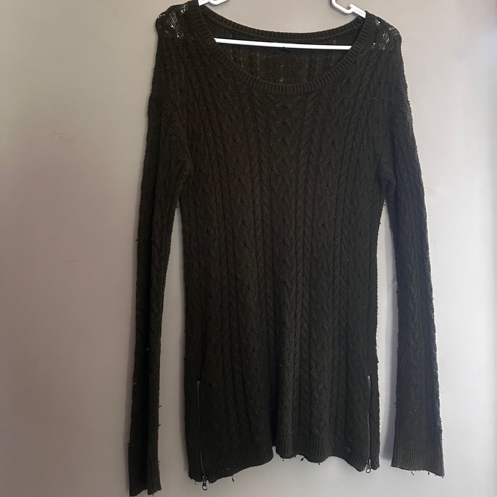 Forrest green sweater